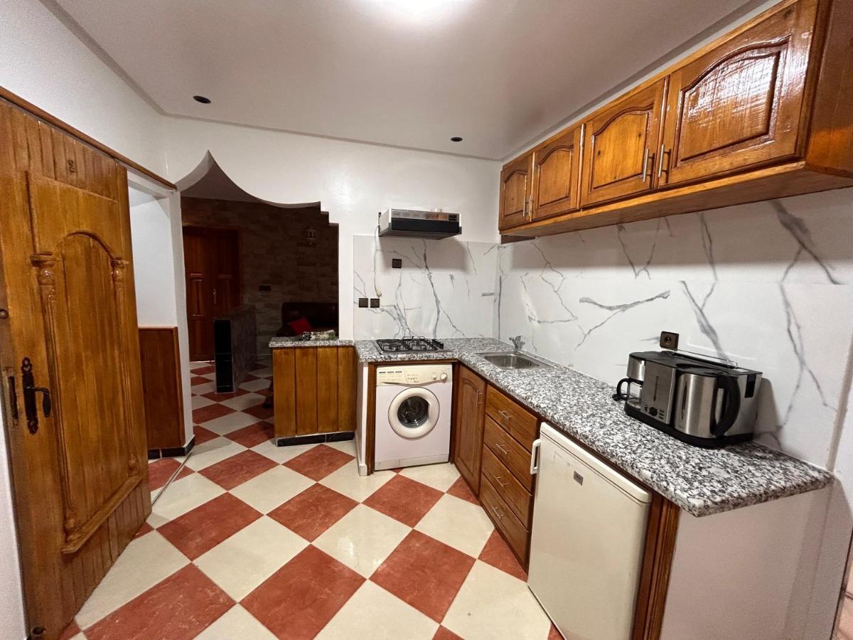 Salam Appartement Climatise Hiver Et Ete アズルー エクステリア 写真