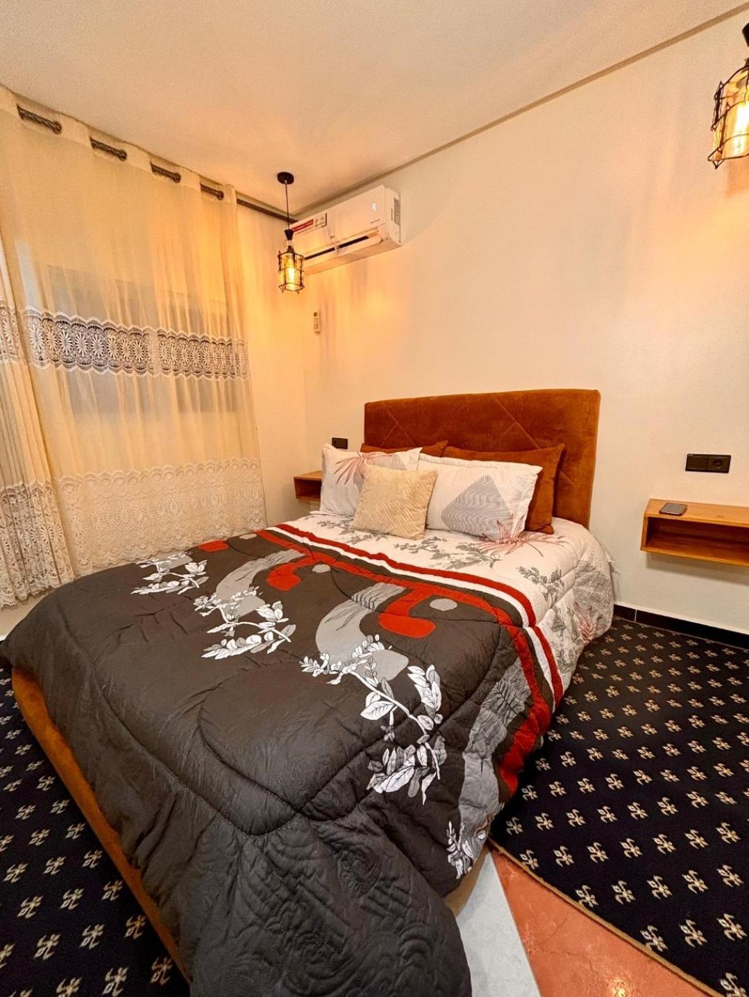 Salam Appartement Climatise Hiver Et Ete アズルー エクステリア 写真