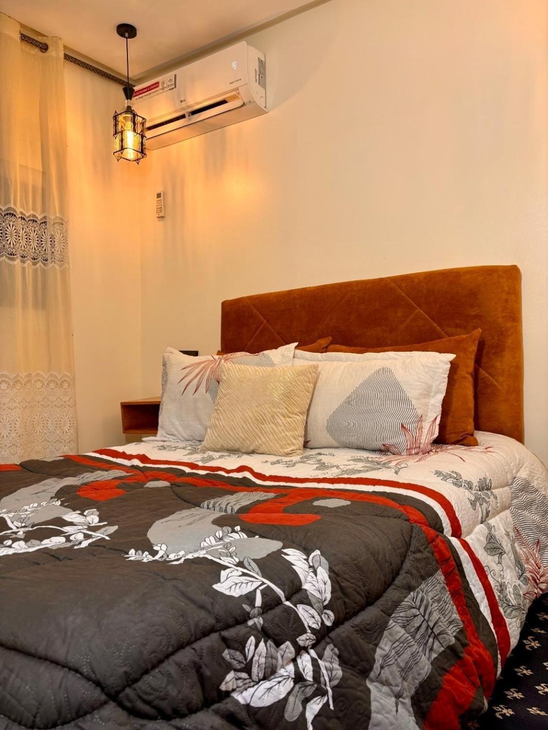Salam Appartement Climatise Hiver Et Ete アズルー エクステリア 写真